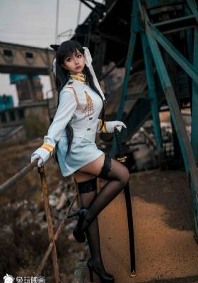 闪耀的他