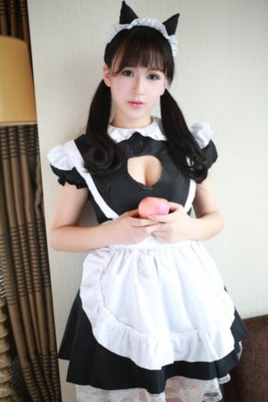 两个女人诱惑