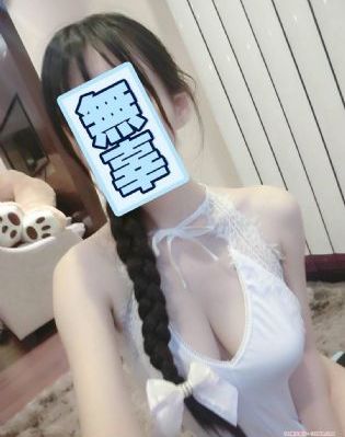 漂亮的保姆免费
